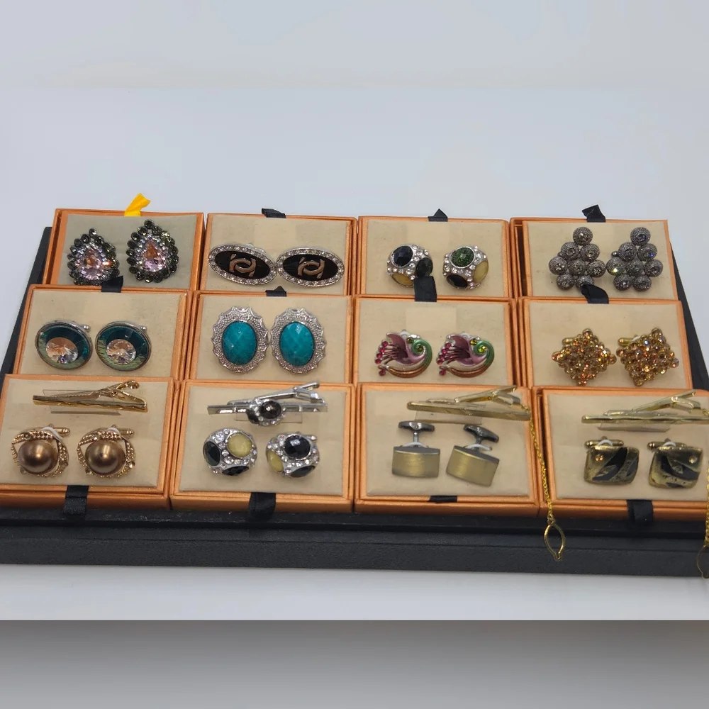 12 Set Antonio Ricci Classic Men's/Women's Cuff Links Set - MAKE AN OFFER!